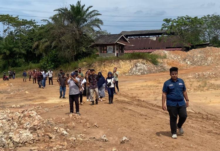 Video Dugaan “Atur Strategi” Oknum Pengacara dan Petugas BPN, Sidang Lapangan Nek Hasni Diwarnai Kejanggalan
